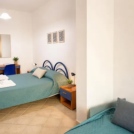 Quarto em Acomodações Particulares Casa Levante Tortoli Àrbatax